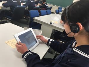 タブレットでスピーキングテストにチャレン