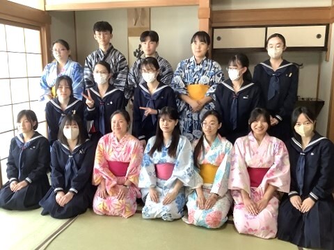 県立大留学生との交流茶会２